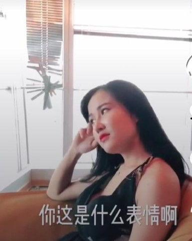 张小姐姐爆料新闻事件